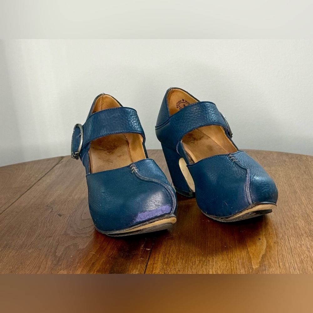 Vintage Fluevog Prepare Leader Mary Jane – Klimt Blue, Size 8